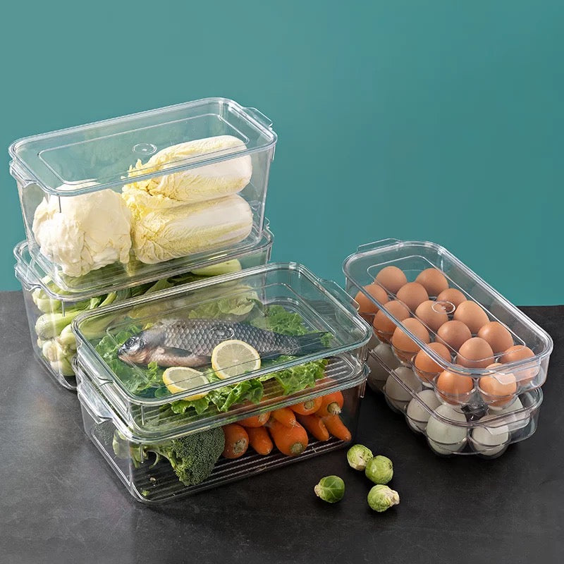 STACKABLE REFRIGERATOR STORAGE CLEAR ACRYLIC BOX WITH LID (32 X 20.5 X 10 CM)