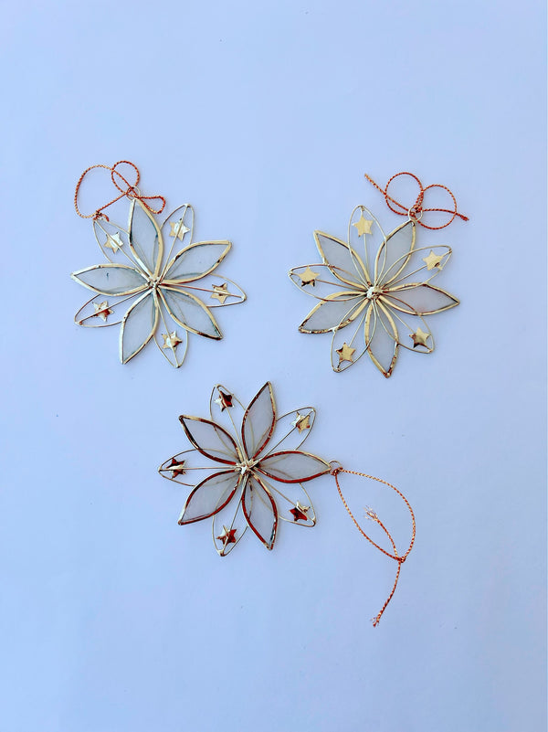 Capiz Snowflakes Leaf w/ Leaf Wire